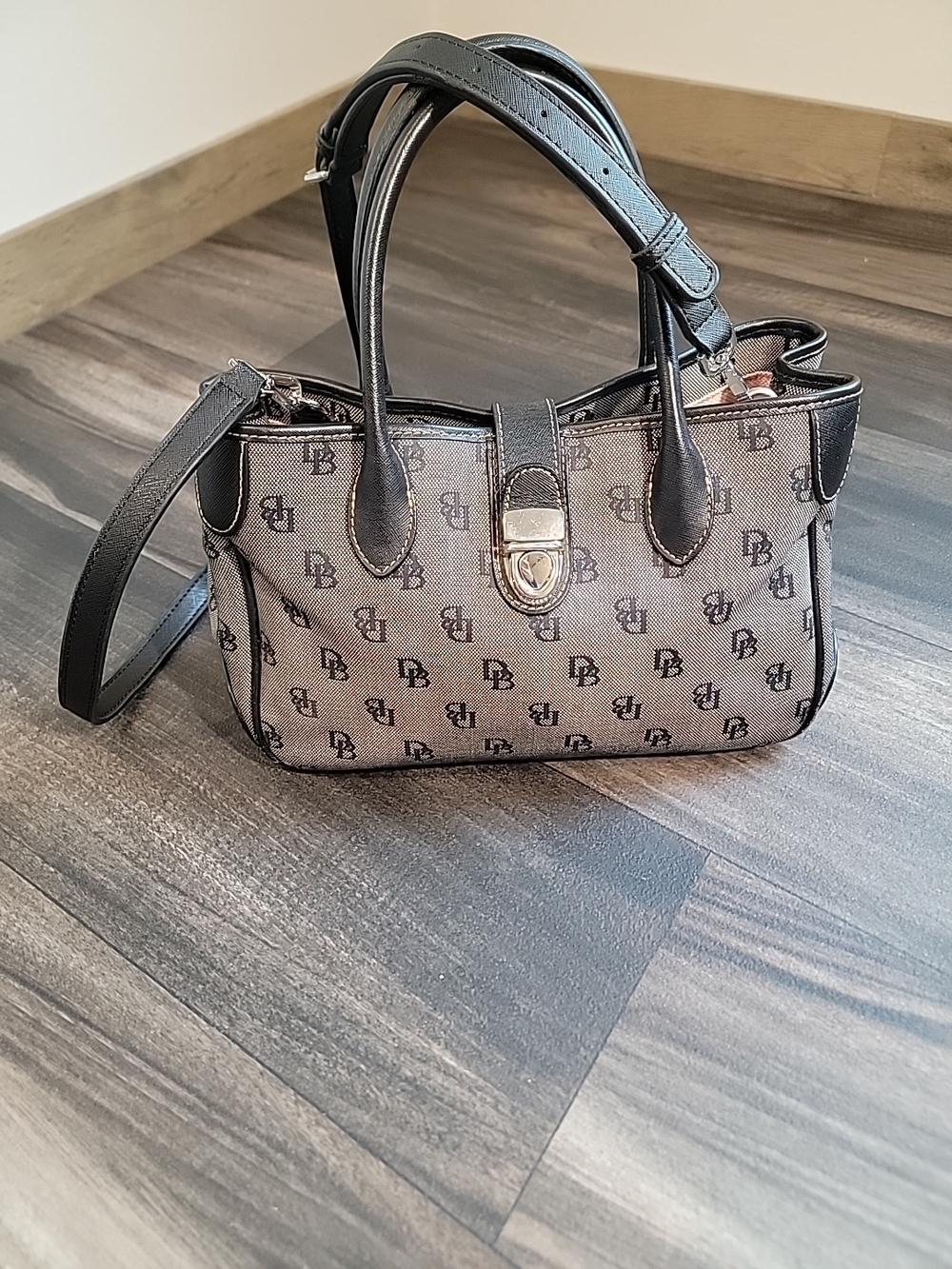 Dooney & Bourke Pebble Logo Satchel in Black & Taupe